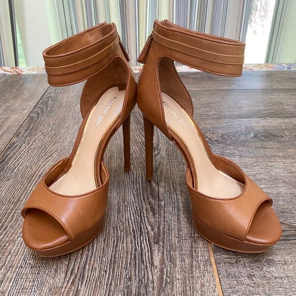 Gianni Bini Leather Ankle Strap Heel Size 6.5 Brown 5 in Zip Back Platform - Picture 13 of 16
